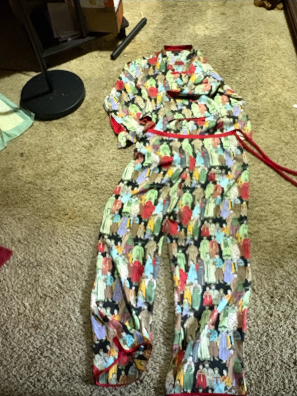 Natori Multicolor Vintage Doll Print Pajama Set with Red Trim